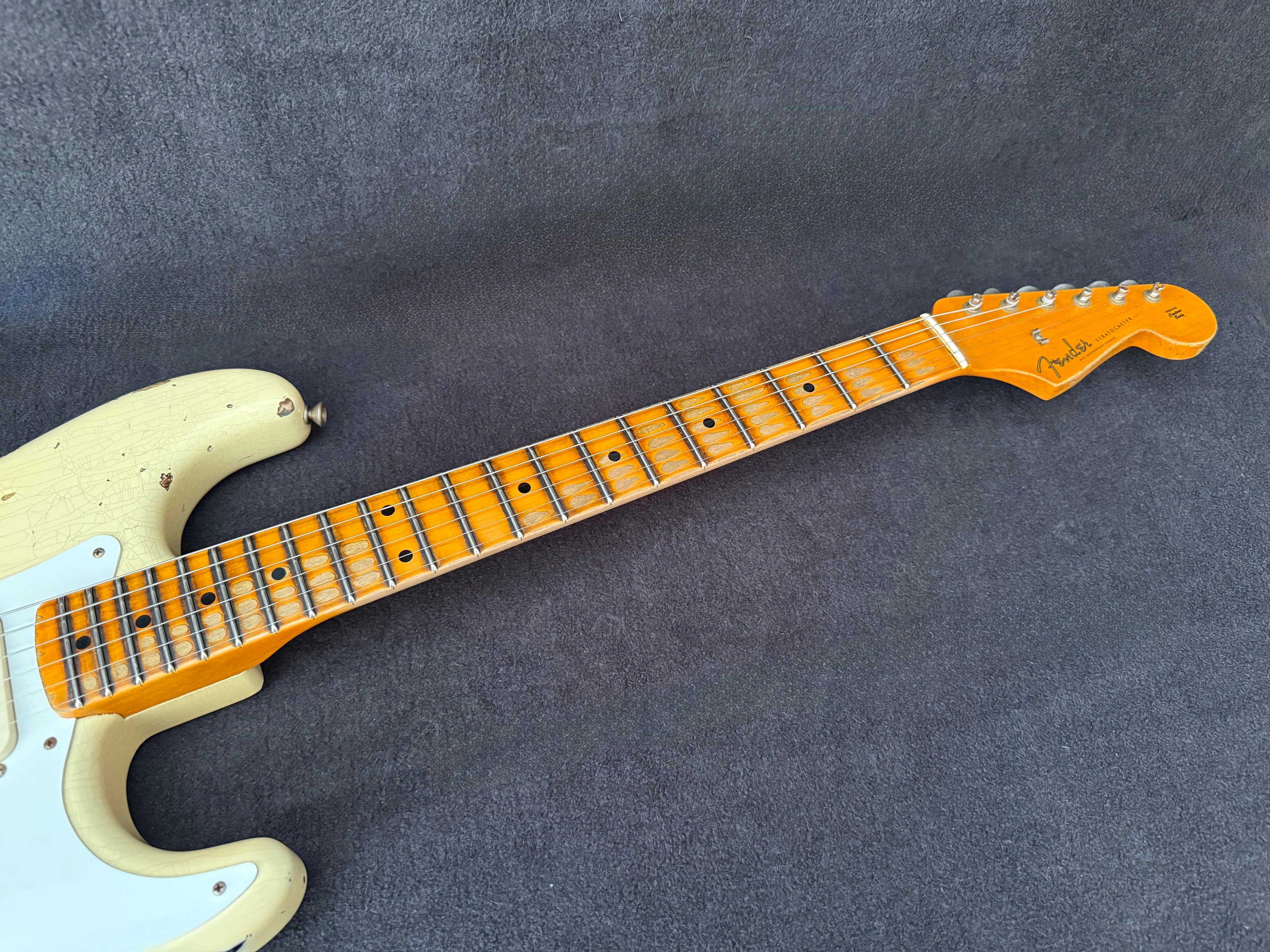 2021 Fender '56 Stratocaster Heavy Relic Ltd. Aged vintage white over Sunburst