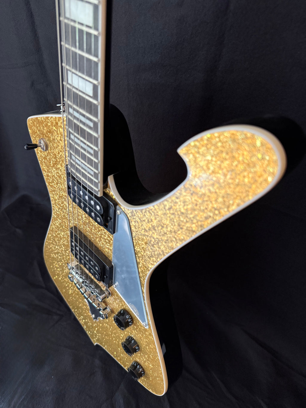2023 Ibanez Iceman Paul Stanley Signature Sparkle Gold (PS60-SGL)