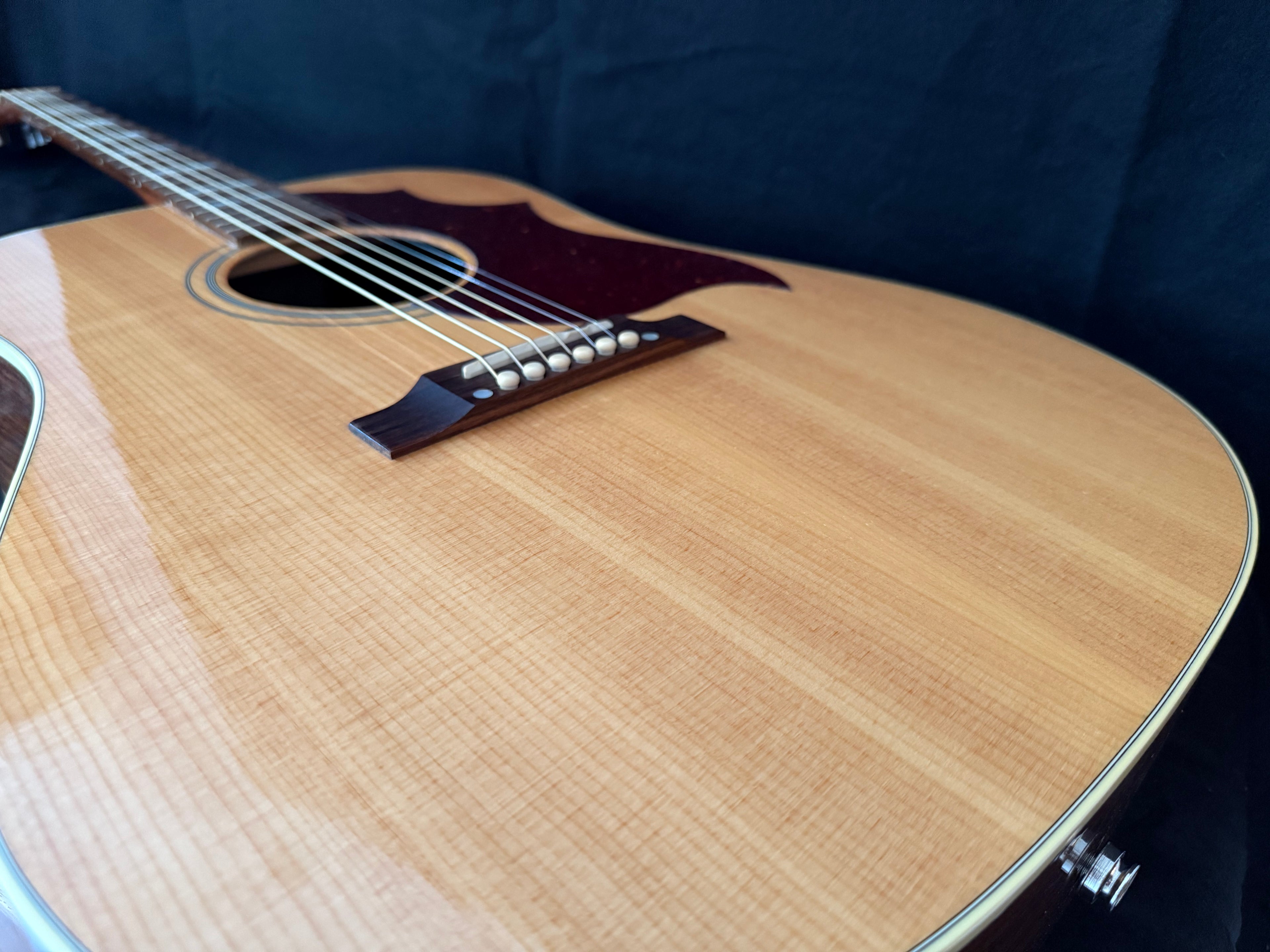 2023 Gibson Hummingbird Studio Rosewood