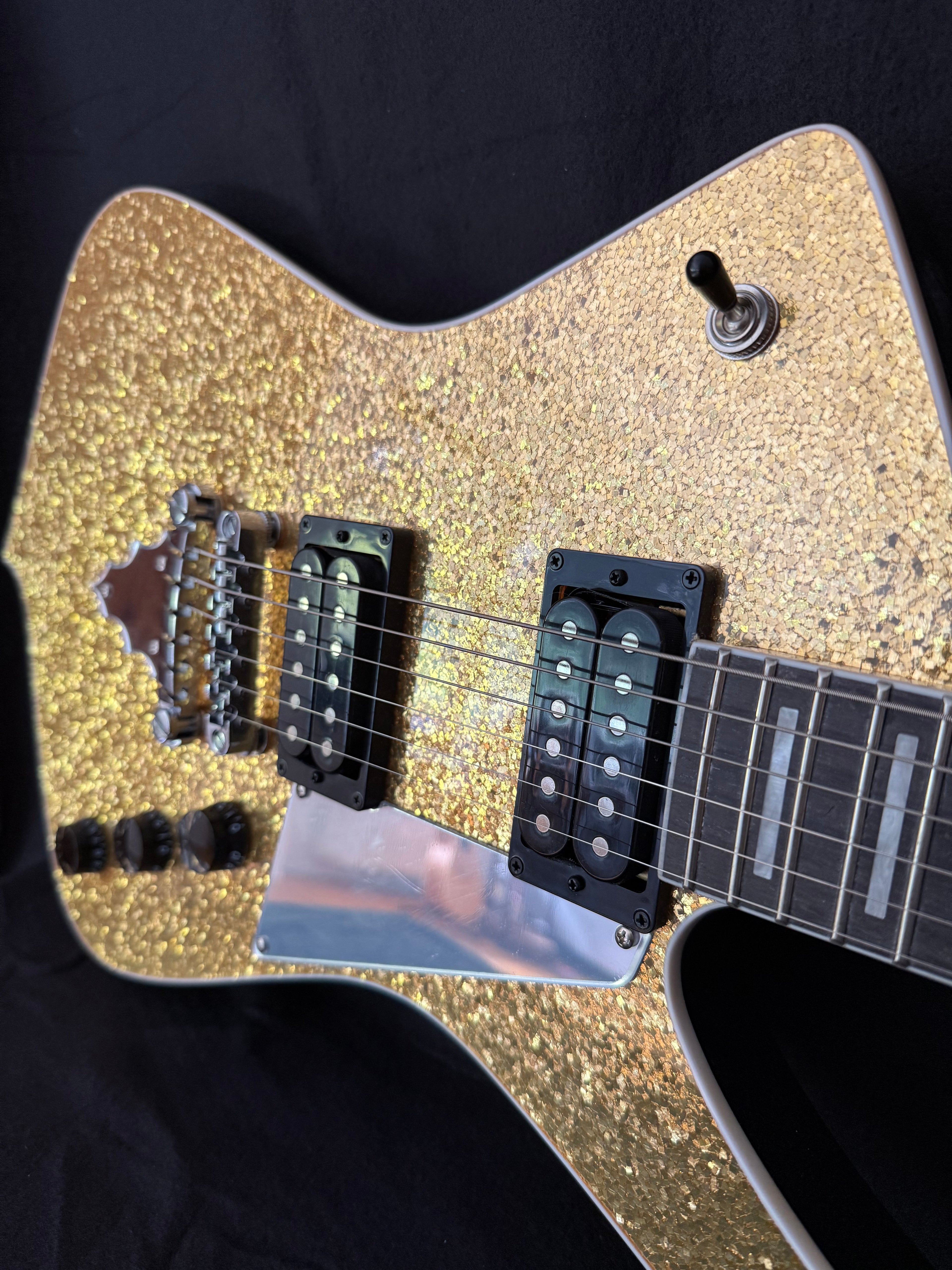 2023 Ibanez Iceman Paul Stanley Signature Sparkle Gold (PS60-SGL)