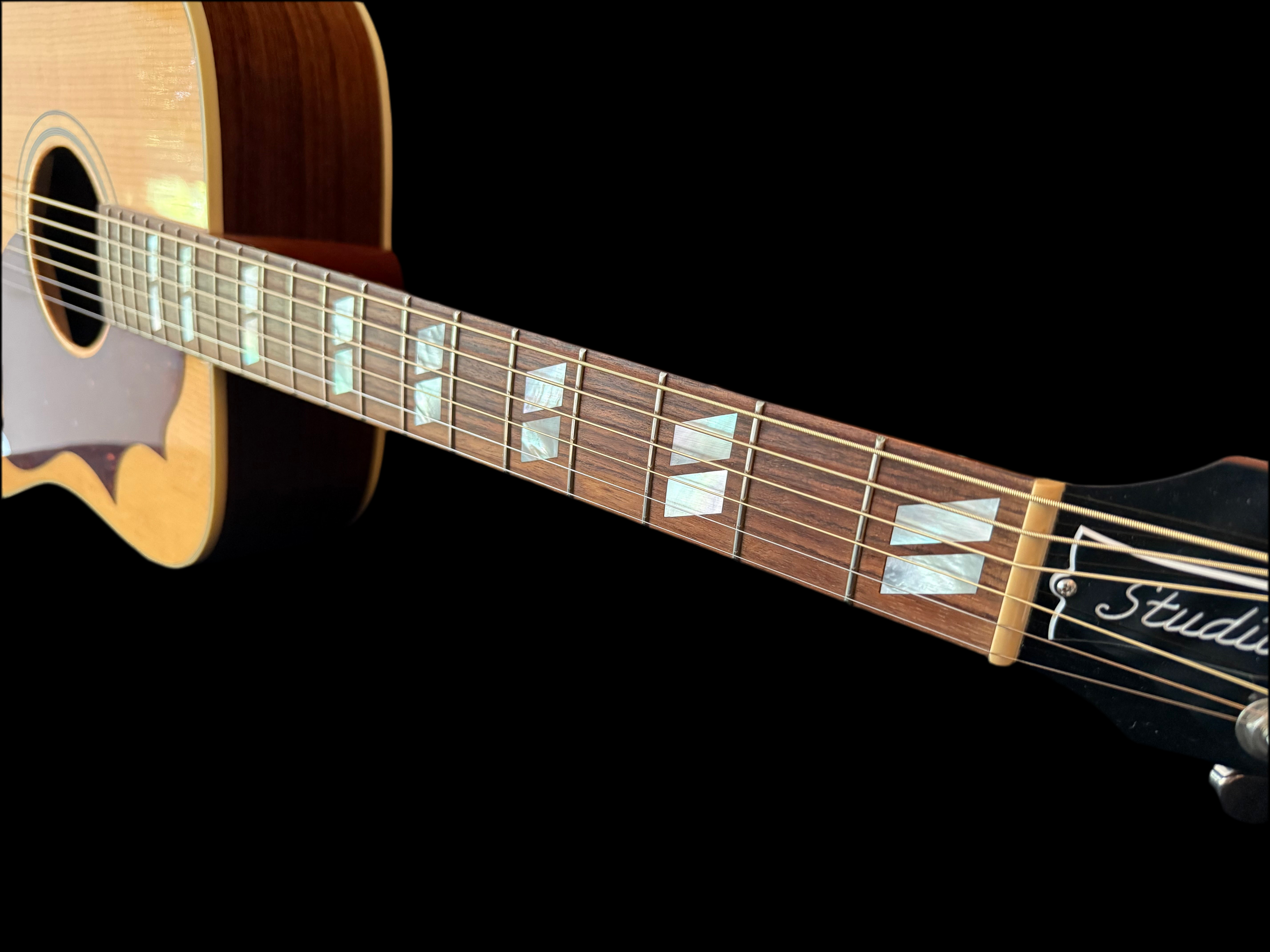 2023 Gibson Hummingbird Studio Rosewood