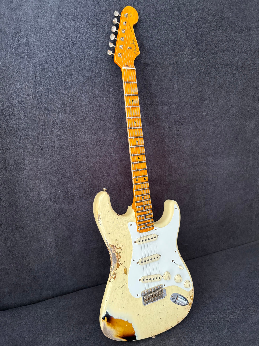 2021 Fender '56 Stratocaster Heavy Relic Ltd. Aged vintage white over Sunburst