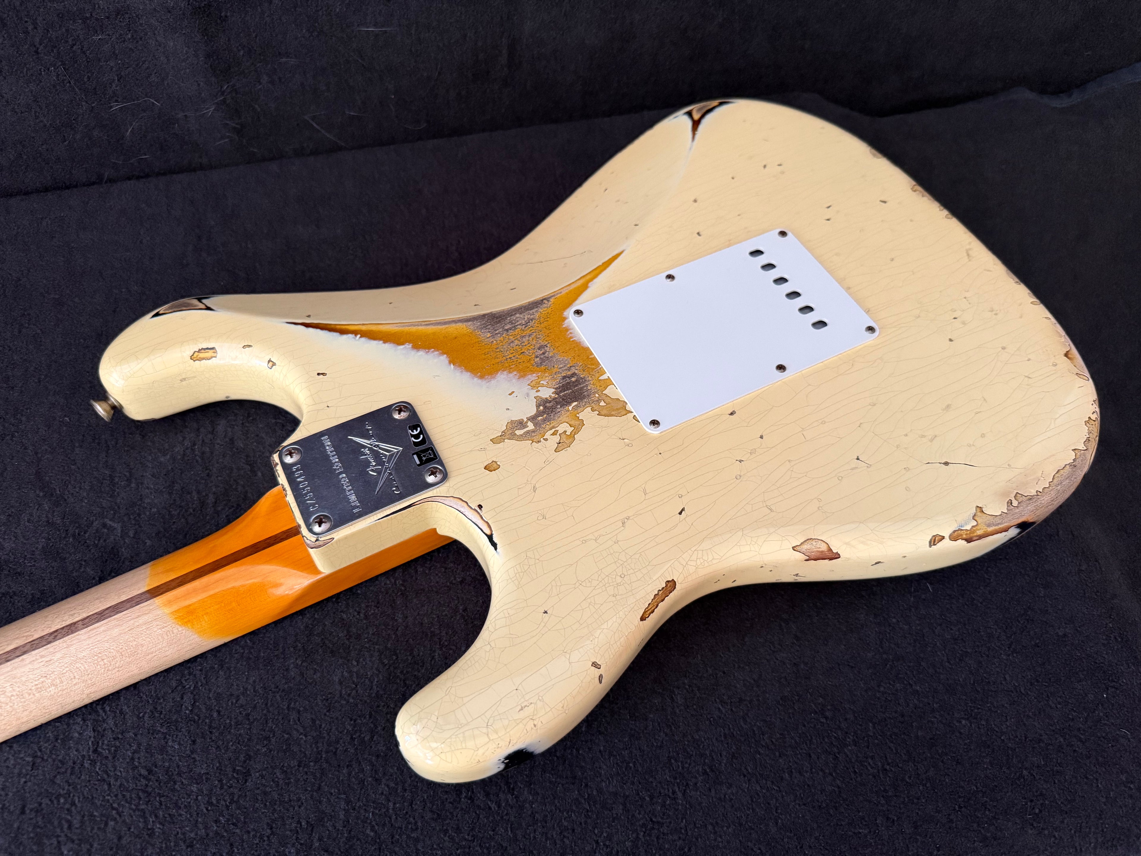 2021 Fender '56 Stratocaster Heavy Relic Ltd. Aged vintage white over Sunburst