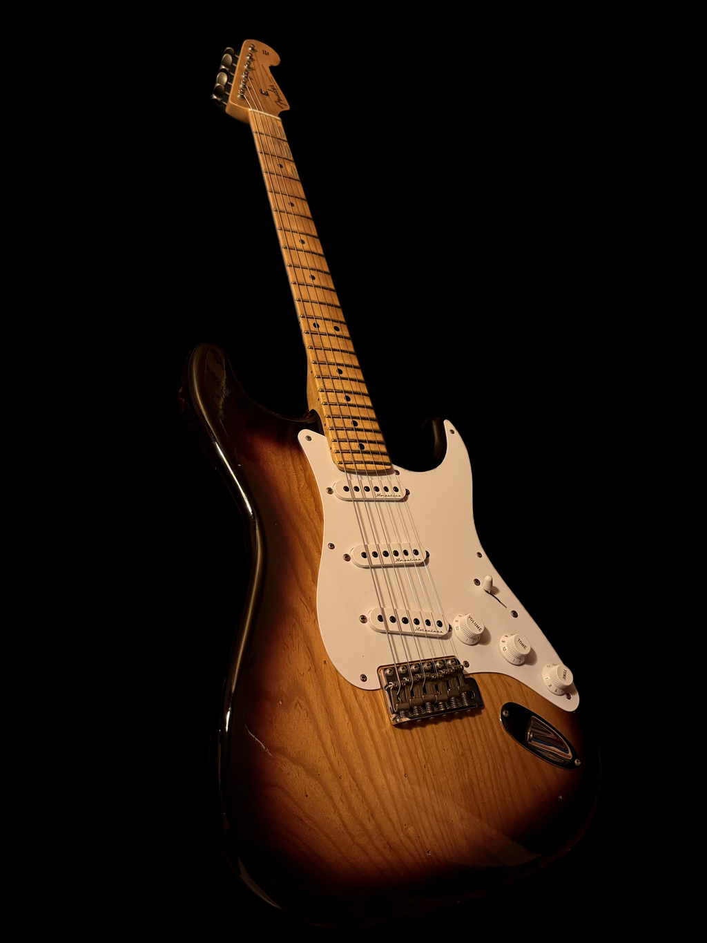 2024 Fender Stratocaster Eric Clapton Signature Journeyman Relic 2Tone Sunburst