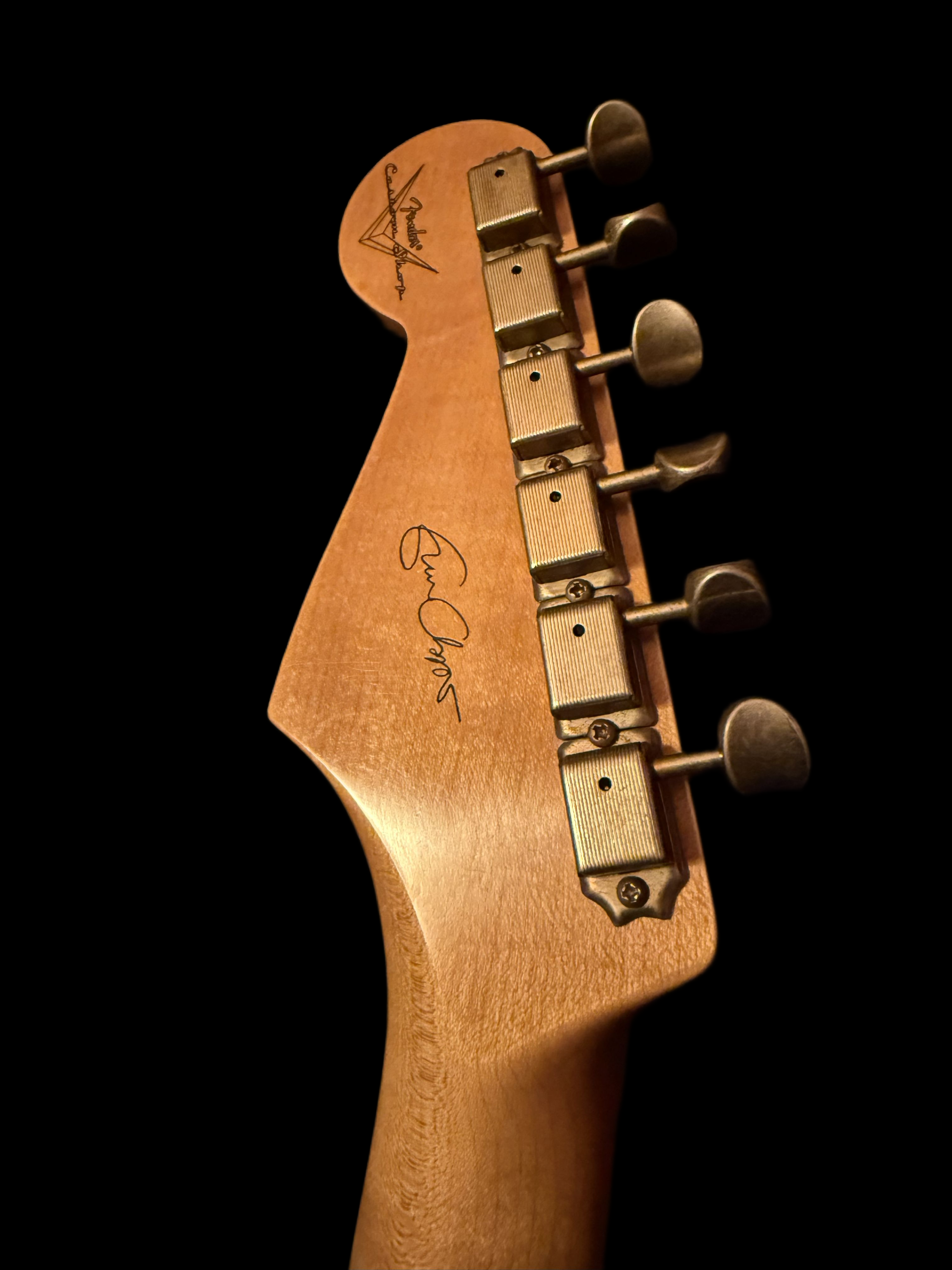 2024 Fender Stratocaster Eric Clapton Signature Journeyman Relic 2Tone Sunburst