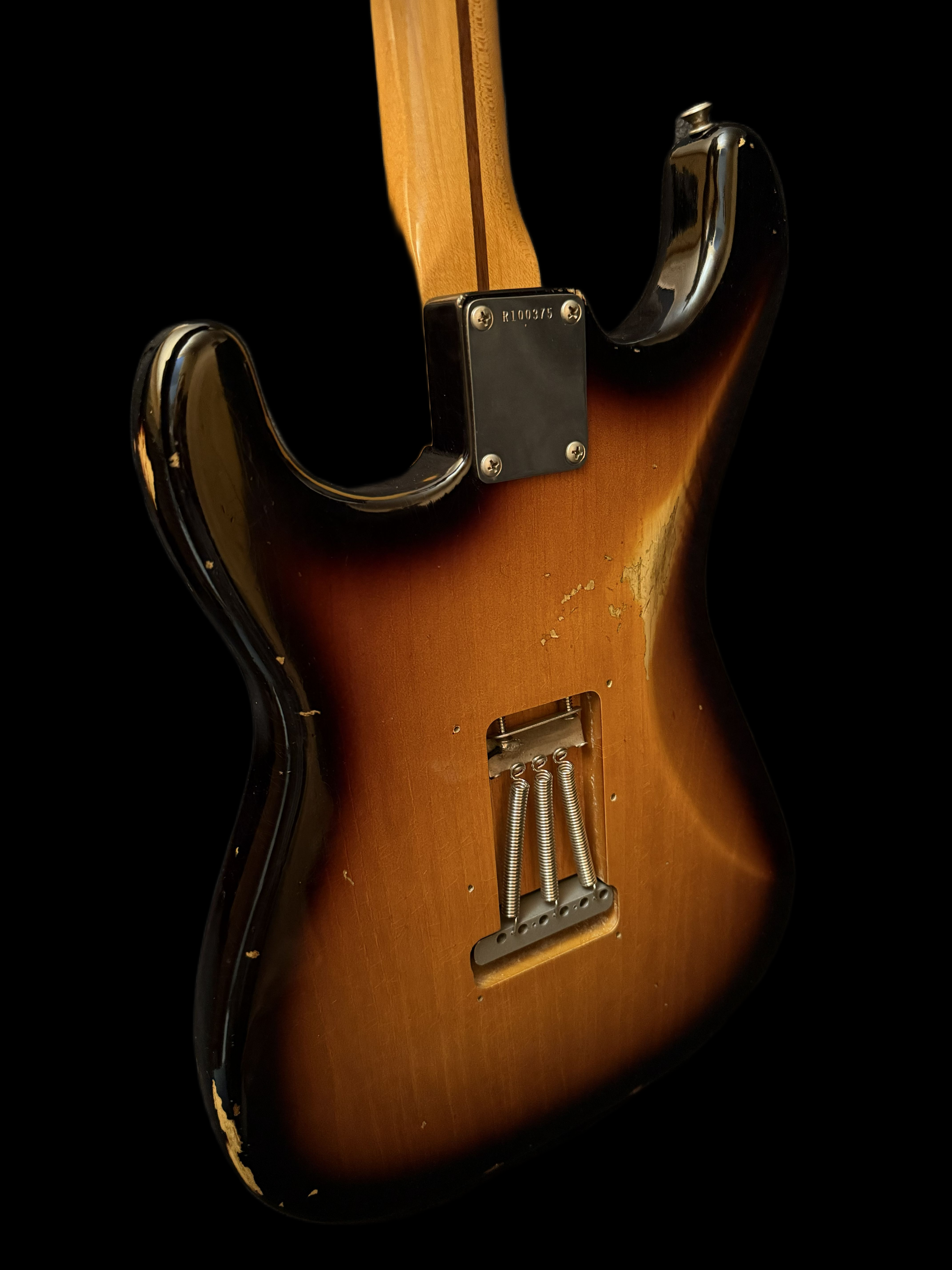 2019 Fender `56 Stratocaster Relic 2Tone Sunburst Ash Body