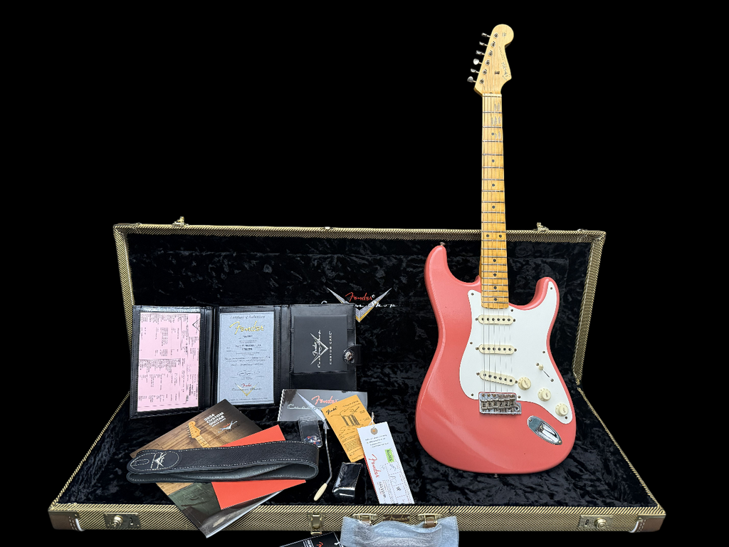 Fender '56 Limited Stratocaster Journeyman Relic Bone Tone super faded aged Fiesta Red 3,45kg