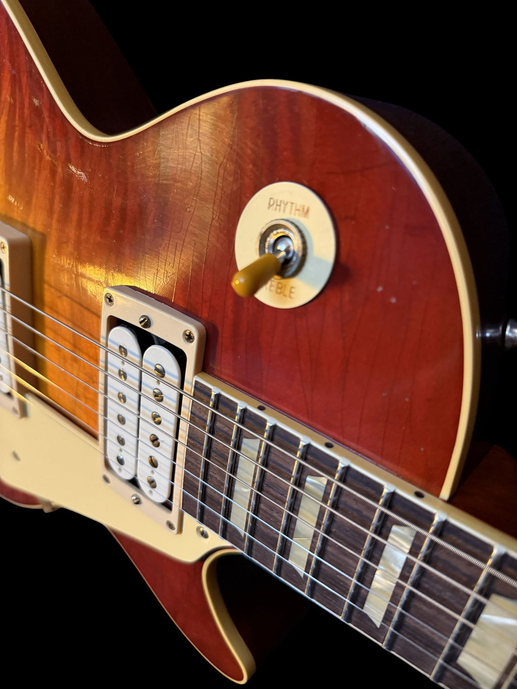 Gibson Les Paul Beauty of the Burst Page #78 Custom Dealer Select Murphy Lab light aged - 3,58kg