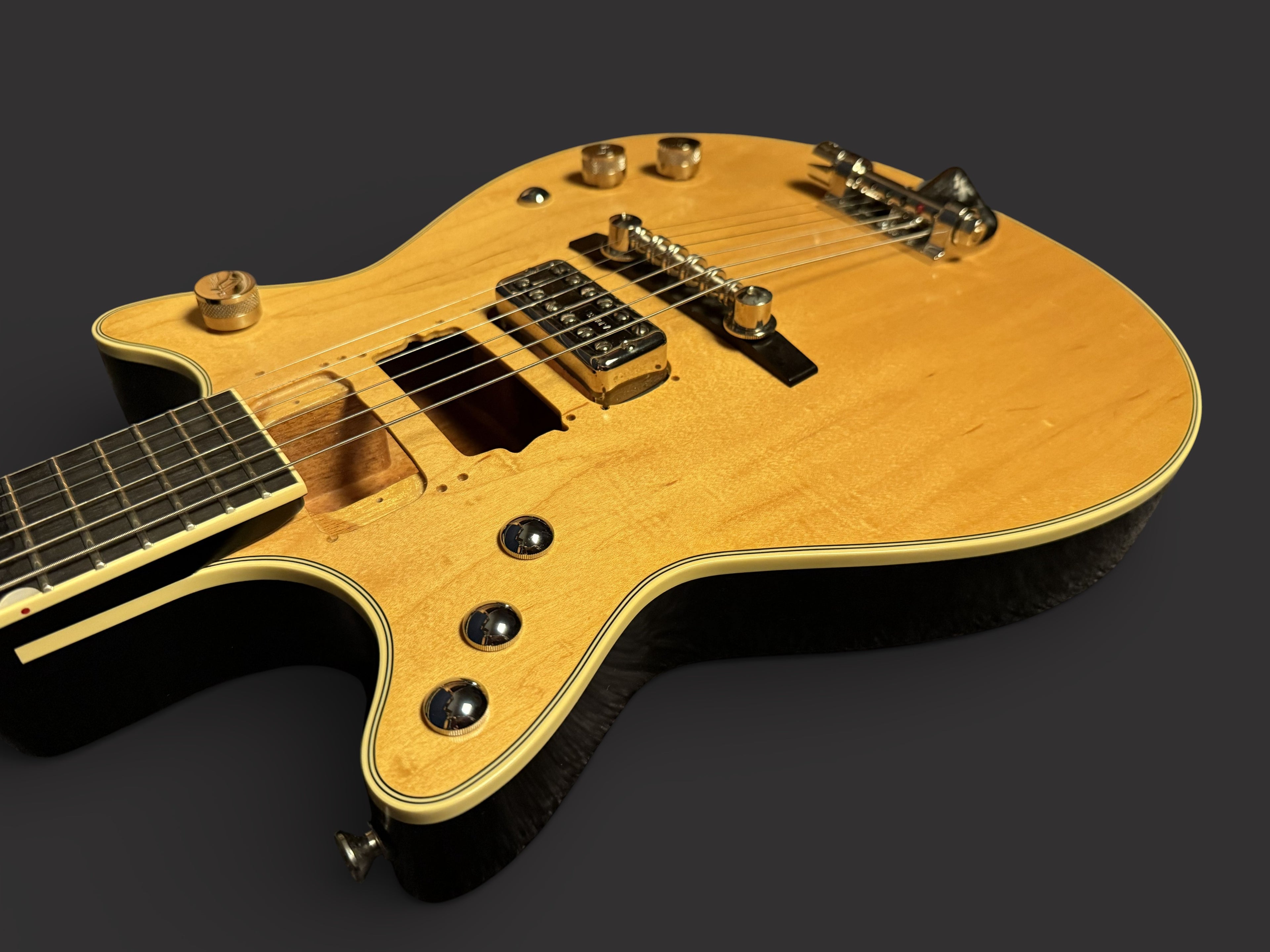 2019 Gretsch G6131MY Malcolm Young Signature Jet – Made in Japan 2,8kg