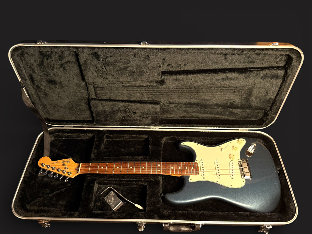 1987 American Standard Stratocaster Gun Metal Blue Metallic 3,5kg