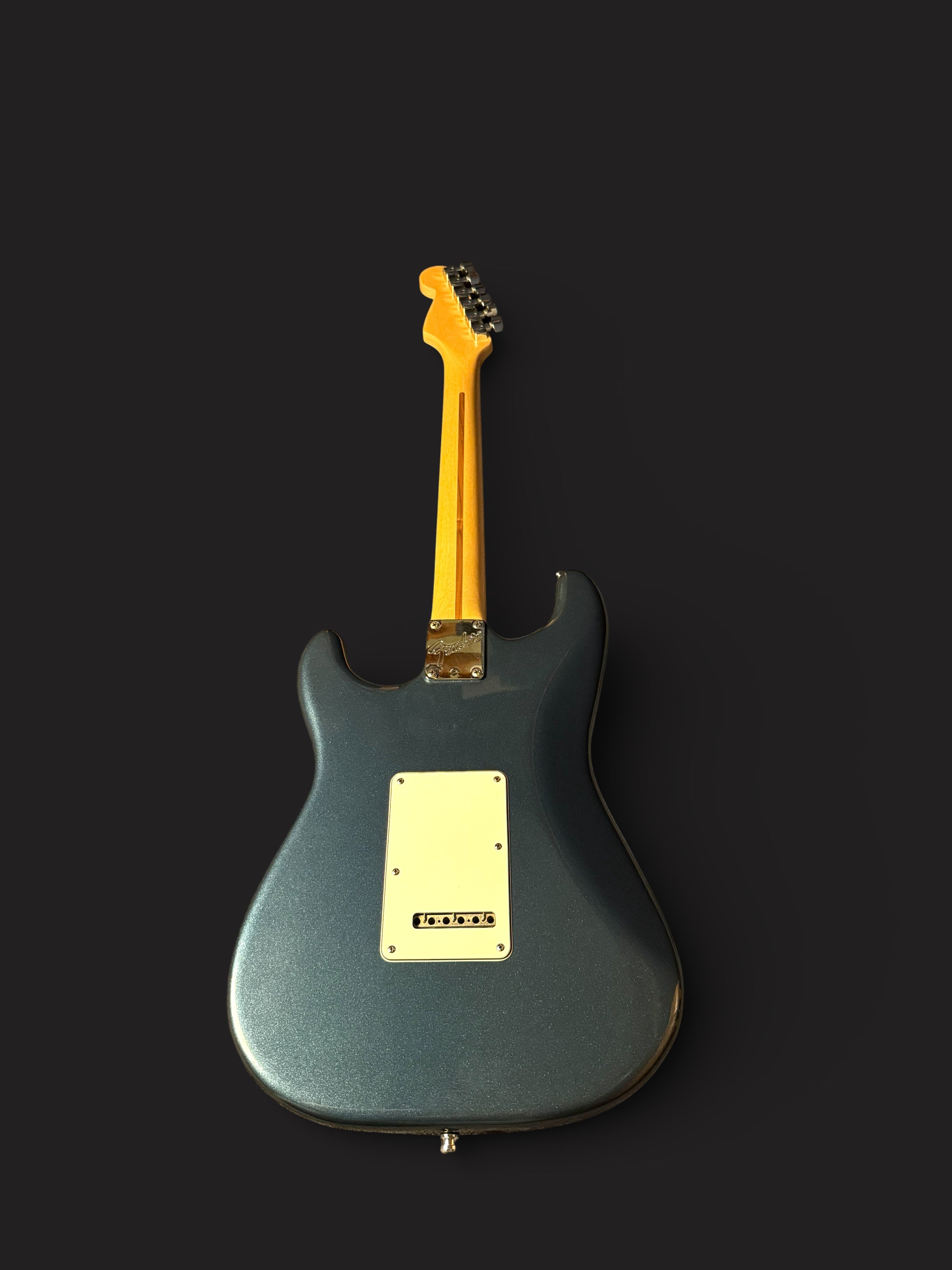 1987 American Standard Stratocaster Gun Metal Blue Metallic 3,5kg