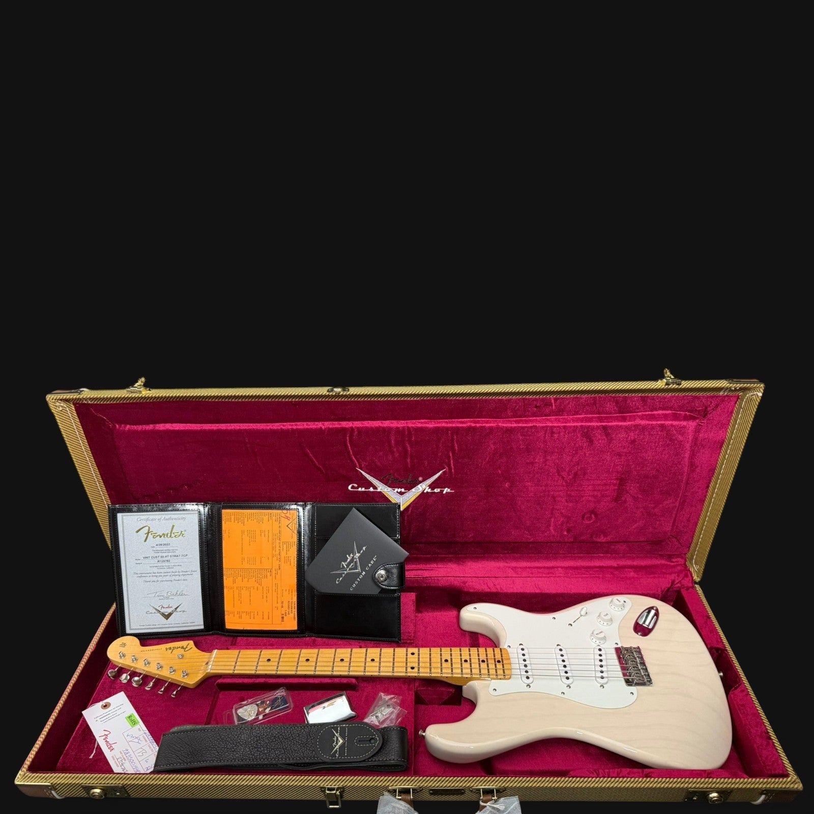 2023 Fender Custom Shop Vintage Custom ‘55 Stratocaster Hardtail NOS/CC – Time Capsule Aged White Blonde – 3,1kg