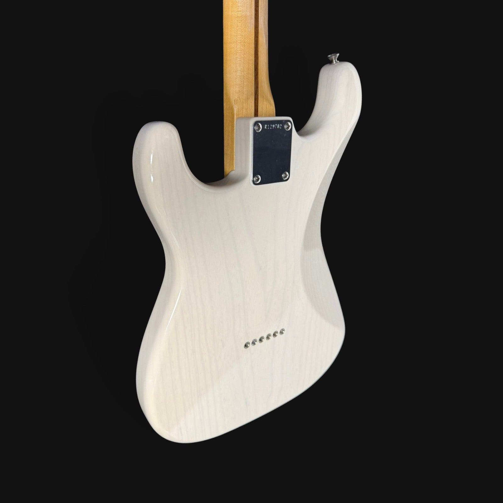 2023 Fender Custom Shop Vintage Custom ‘55 Stratocaster Hardtail NOS/CC – Time Capsule Aged White Blonde – 3,1kg