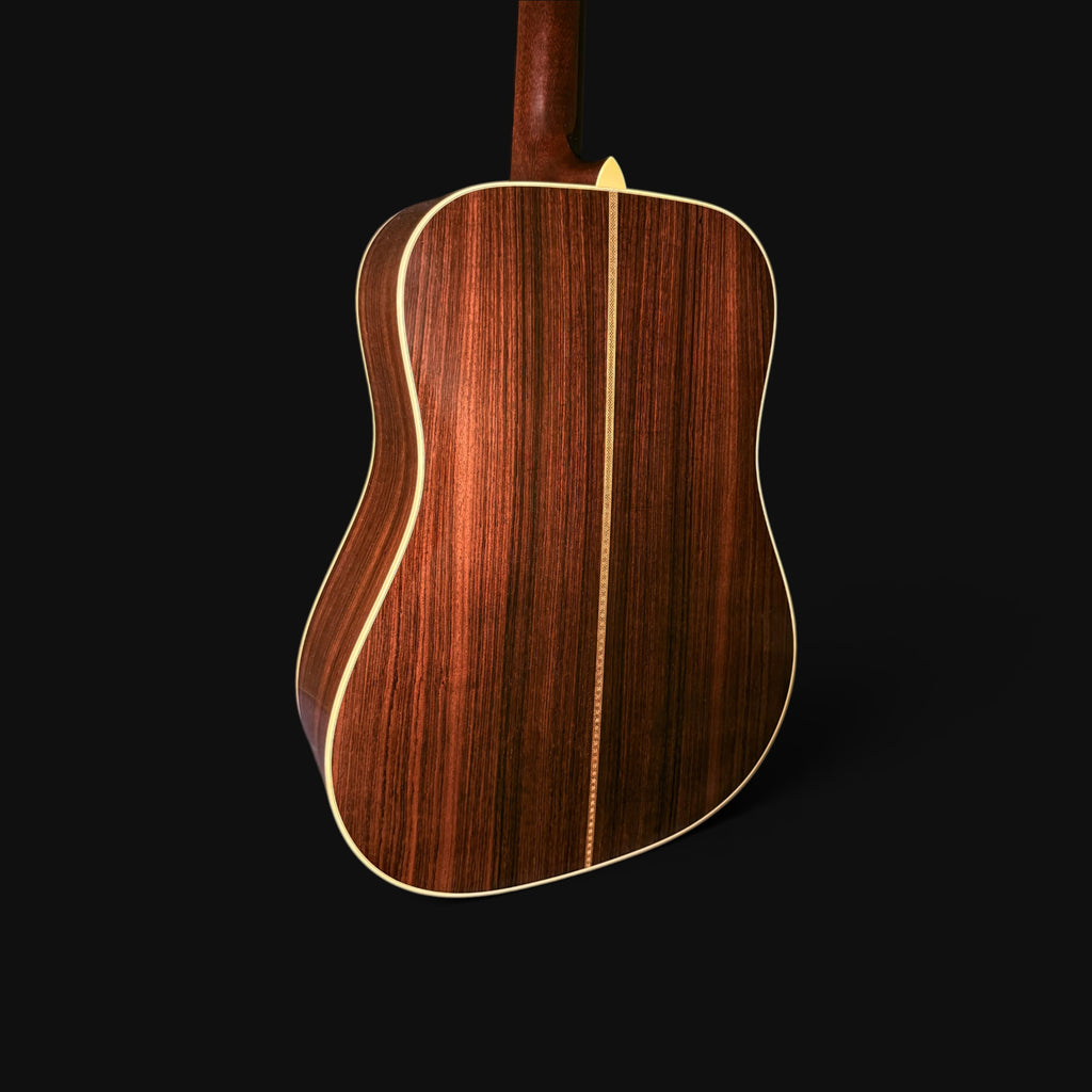 2022 Martin Custom Shop Expert D-28 Authentic 1937 • Ambertone Burst • Vintage Low Gloss • Stage 1 Aging • Hand Selected Musikhaus Hermann • 2,06kg